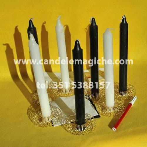 set di candele bianche e nere per rito nigeriano