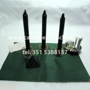 tre candele verdi per il rituale salomonico di venere