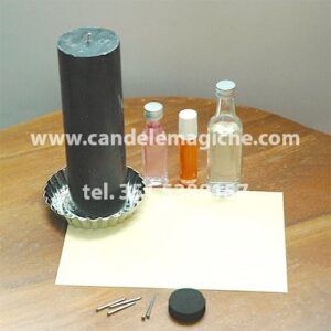 candela nera e oli per svolgere il rituale della pietraia