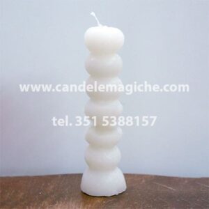 candela dai sette nodi di colore bianco