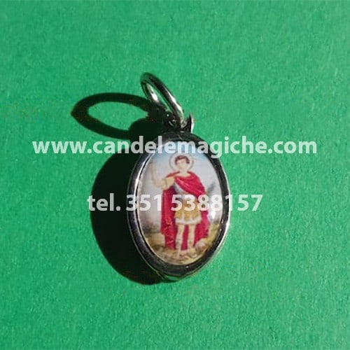 ciondolo a forma di medaglietta di sant espedito