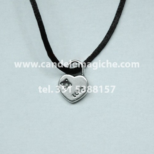 talismano con ciondolo lucchetto a forma di cuore