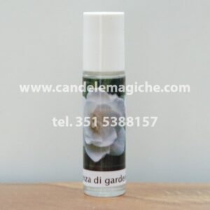 bottiglietta di olio essenziale di gardenia