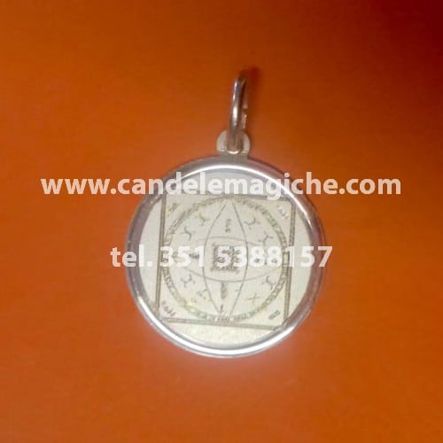 talismano in argento della dea lilith